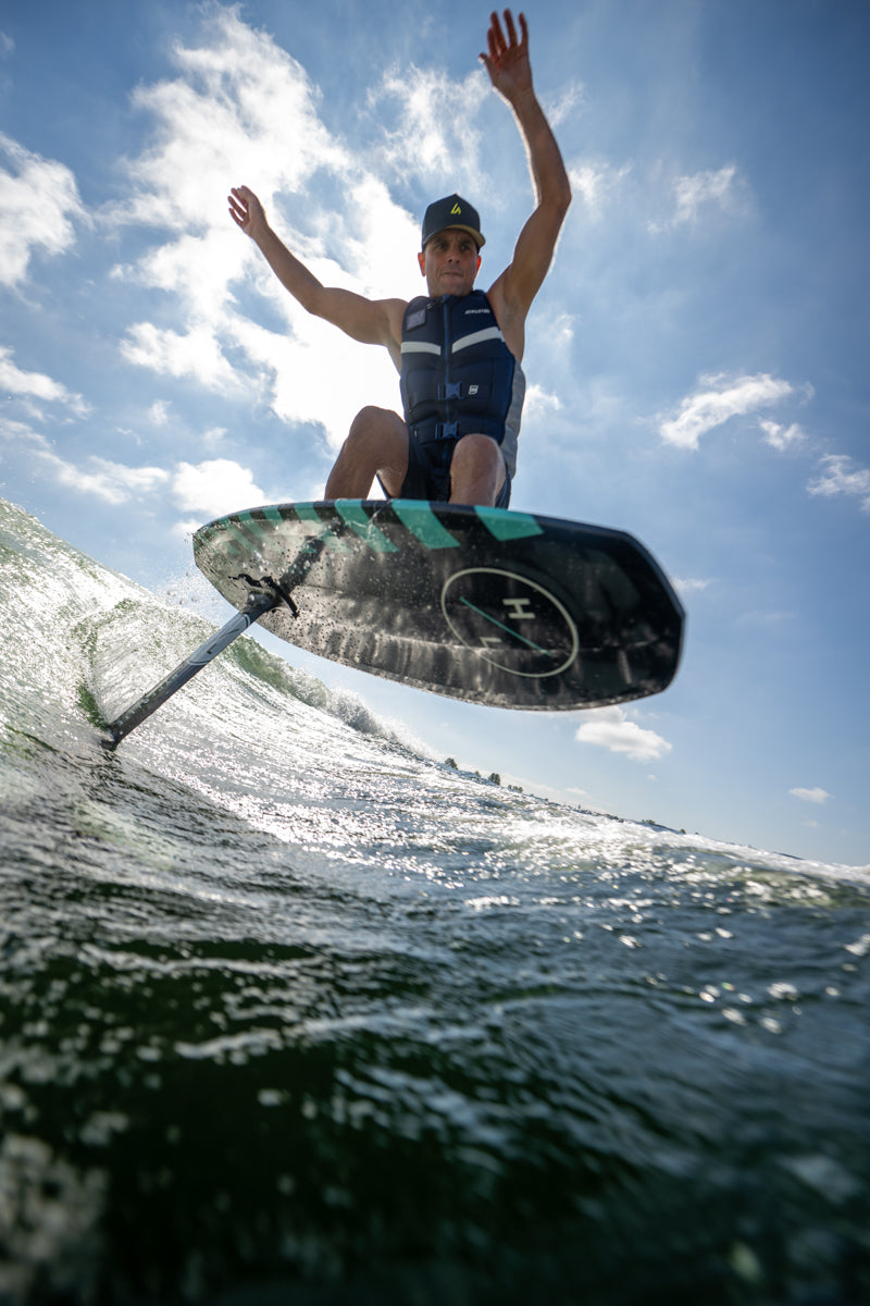 Shuttle w/Falcon Foil Kit