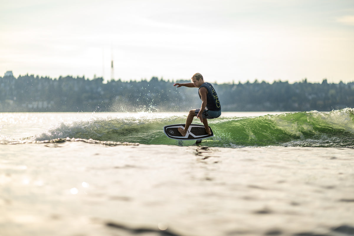 Starship w/Falcon Foil Kit